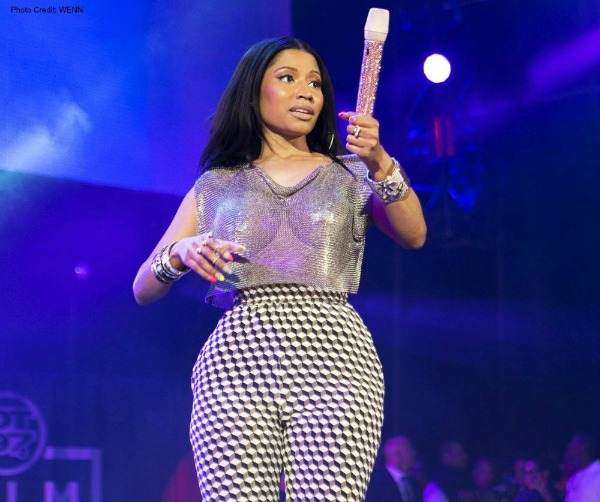 nicki-minaj-summer-jam-2014-11 resized 600x502